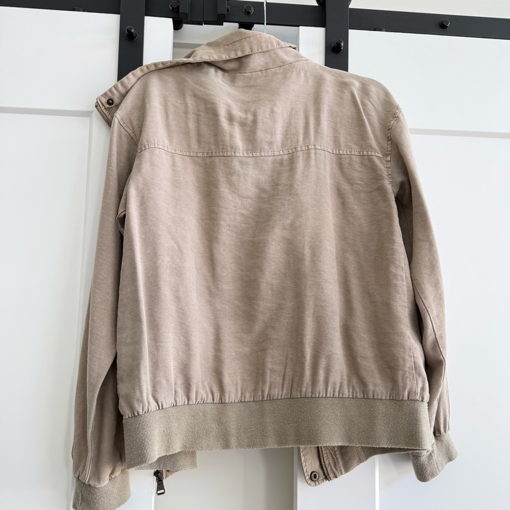 NWT Maurices Tan Utility bomber lightweight zip up Jacket - Picture 4 of 4